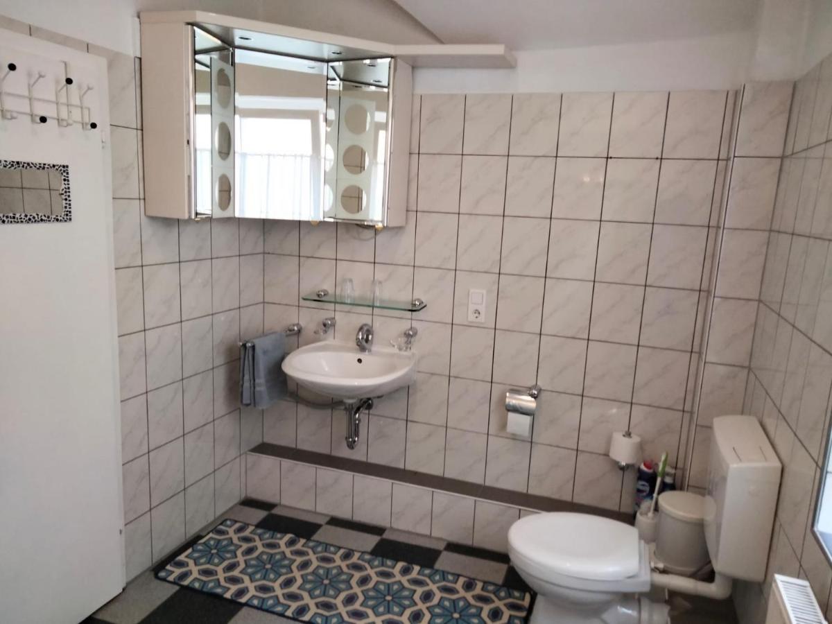 Ferienwohnung Neheim Mit Dennis Und Alexander Alexander Mit Klimaanlage 외부 사진